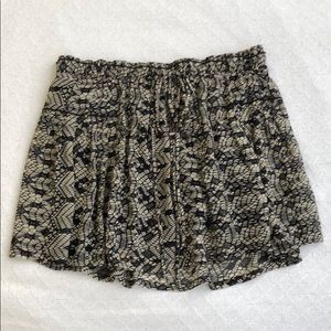 NWOT Layered Drawstring Waistband Skirt